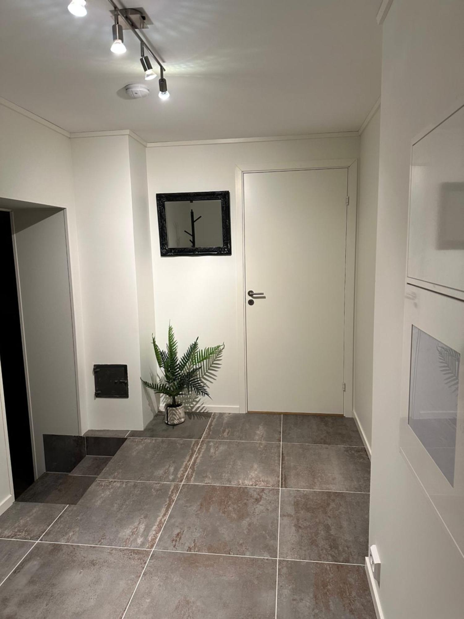 Your Home Away From Home, Apartment 2 ترومسو المظهر الخارجي الصورة