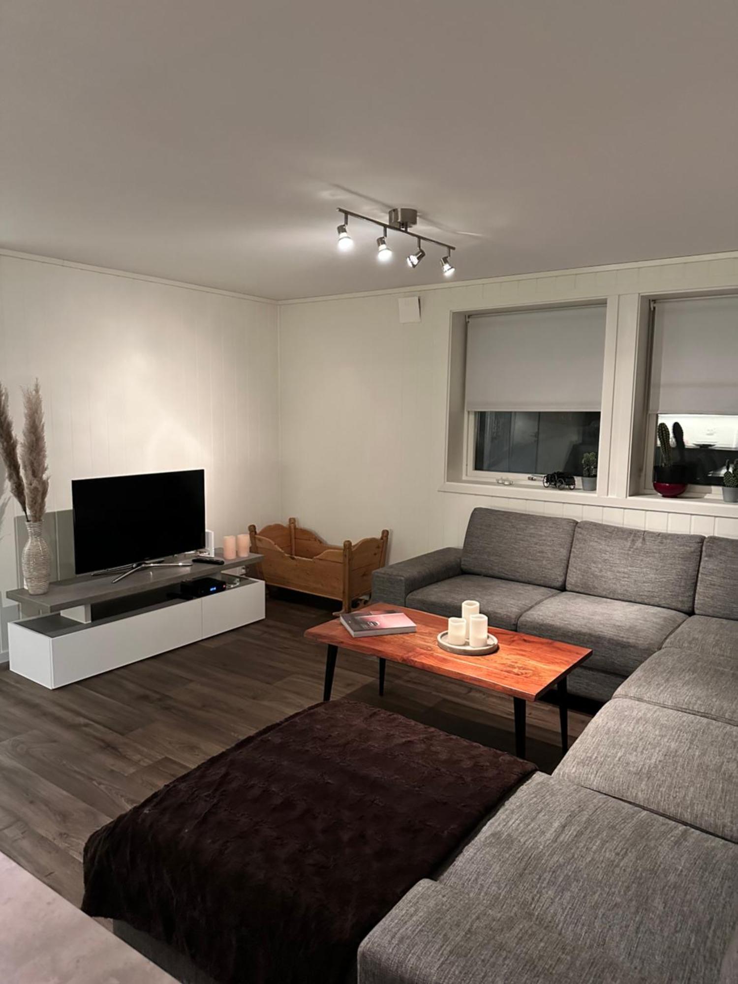 Your Home Away From Home, Apartment 2 ترومسو المظهر الخارجي الصورة